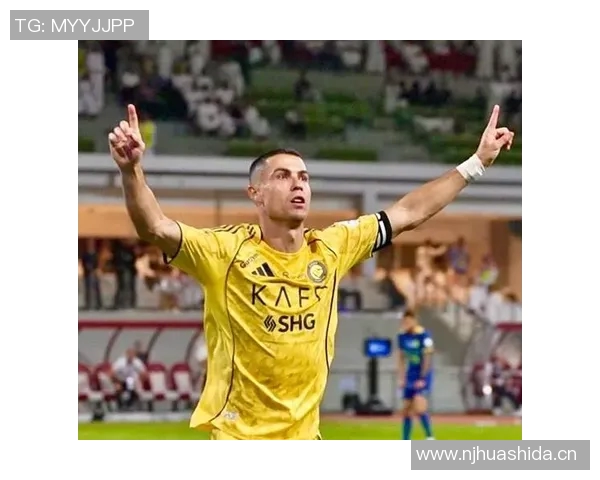 贝纳德斯基揭秘C罗真实个性谦逊友善与团队融洽相处